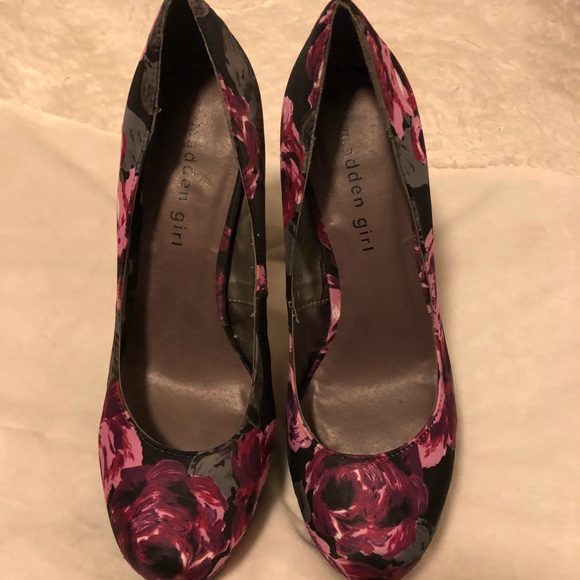 Floral pumps - Picture 3 of 3